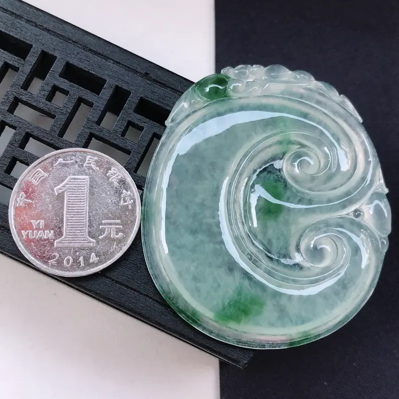 【翡翠A货 冰糯种水润飘花翡翠吉祥如意吊坠 尺寸56.5/48.3/5.2】图11