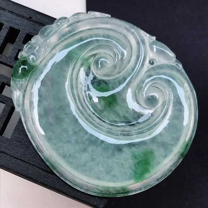 【翡翠A货 冰糯种水润飘花翡翠吉祥如意吊坠 尺寸56.5/48.3/5.2】图7