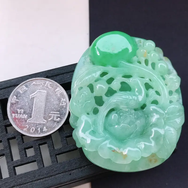 【翡翠A货 糯种水润飘阳绿翡翠花开富贵吊坠 尺寸55.2/44.3/13.2】图11