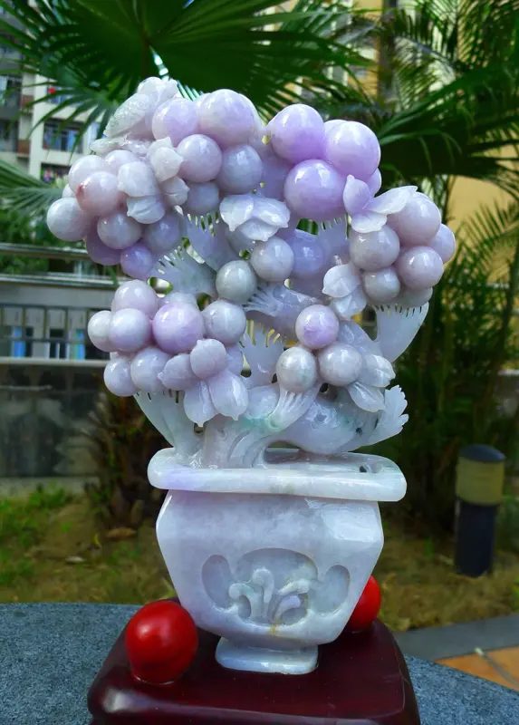 【紫罗兰花篮摆件 缅甸天然翡翠A货 精美紫罗兰喜上眉梢 花开富贵 多子多福 硕果累累 花篮摆件 雕刻精美线条流畅 种水好 搭配精美高档檀木底座 尺寸370.180.130裸石尺寸280.180.40裸石重量4.37斤 送礼佳品】图5