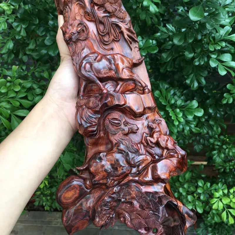 【海南黄花梨精品油梨摆件(三阳开泰),黄金虎皮纹,水波纹,山水纹,大实心料镂空精雕,大师亲工精雕,家里办公室摆放也是一道美丽的风景,规格:高:570mm,宽:160mm,厚:90mm,克重:1229克。(备注所有规格与克重不包含底座)】图4