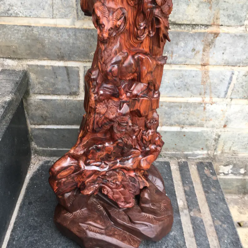【海南黄花梨精品油梨摆件(三阳开泰),黄金虎皮纹,水波纹,山水纹,大实心料镂空精雕,大师亲工精雕,家里办公室摆放也是一道美丽的风景,规格:高:570mm,宽:160mm,厚:90mm,克重:1229克。(备注所有规格与克重不包含底座)】图2