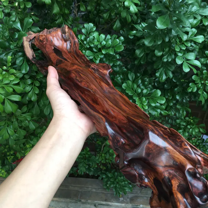 【海南黄花梨精品油梨摆件(三阳开泰),黄金虎皮纹,水波纹,山水纹,大实心料镂空精雕,大师亲工精雕,家里办公室摆放也是一道美丽的风景,规格:高:570mm,宽:160mm,厚:90mm,克重:1229克。(备注所有规格与克重不包含底座)】图10