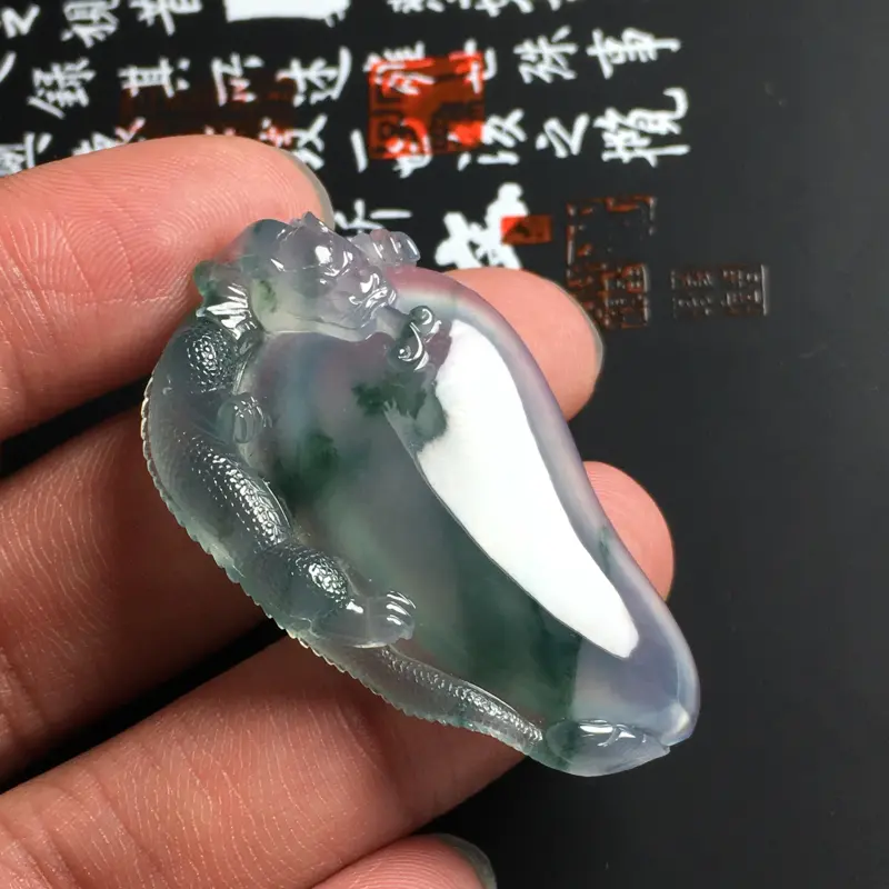 【冰种双彩飘花福瓜吊坠 尺寸46-27-7.2毫米 水润透亮 飘花灵动】图4