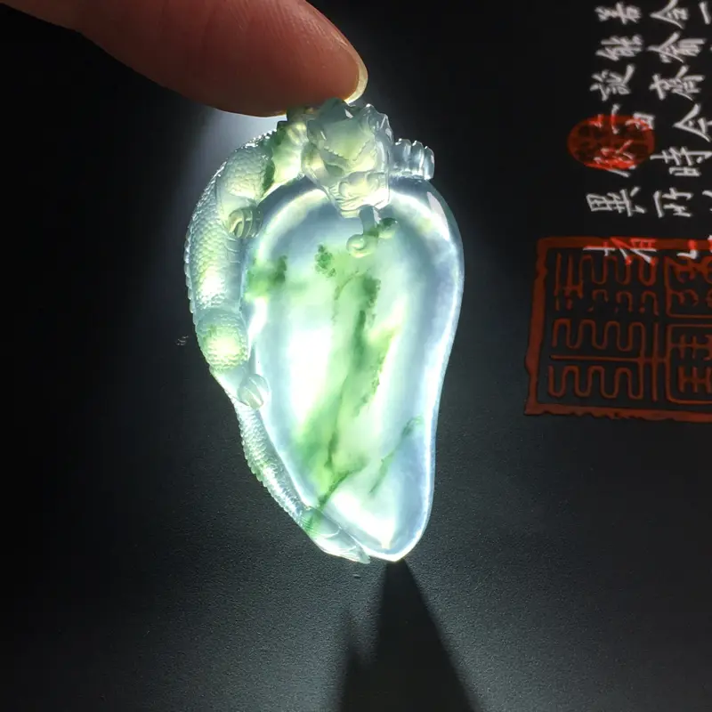 【冰种双彩飘花福瓜吊坠 尺寸46-27-7.2毫米 水润透亮 飘花灵动】图8