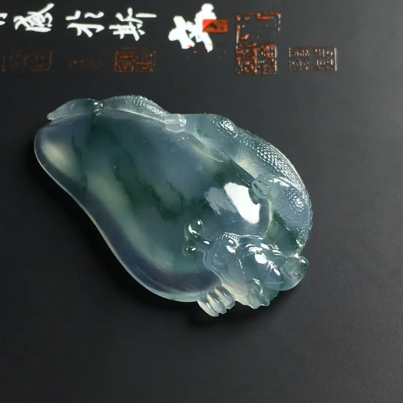 【冰种双彩飘花福瓜吊坠 尺寸46-27-7.2毫米 水润透亮 飘花灵动】图6