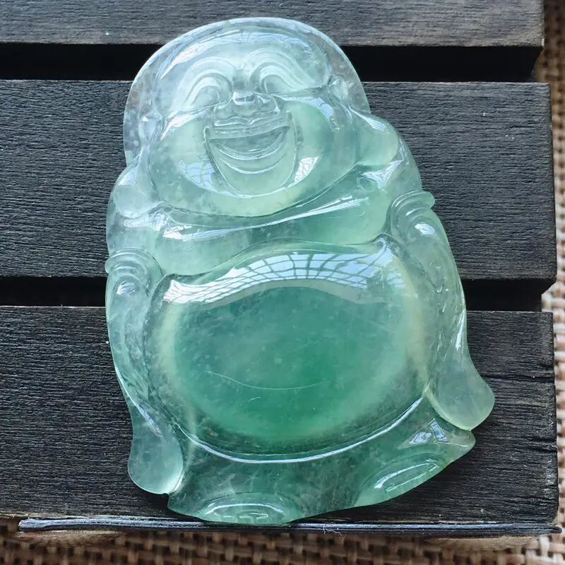 【自然光实拍,缅甸a货翡翠,冰种站佛,飘雪花棉玉质细腻。饱满大件,形体佳,有孔可直接佩戴。】图1