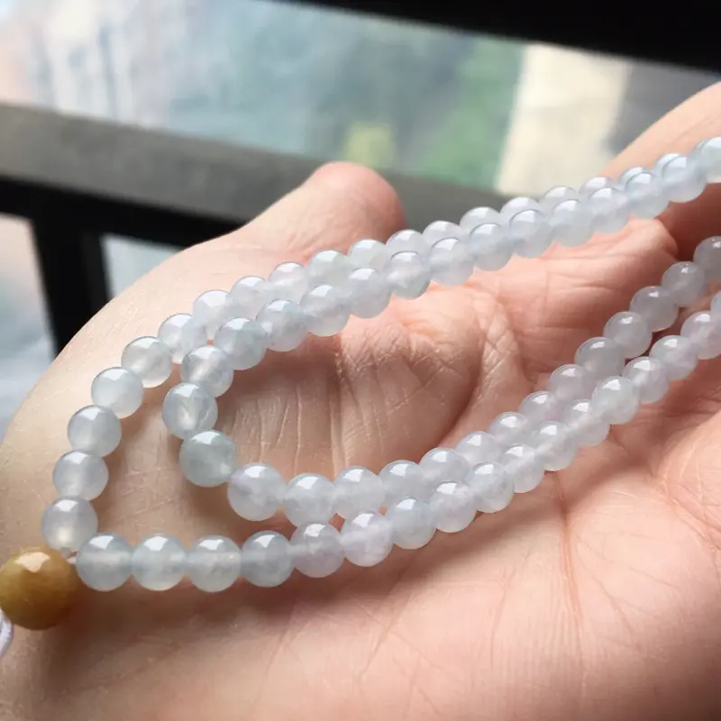 【缅甸翡翠A货白冰项链,也可以做手串,玉质细腻,大珠6.7mm,小珠4.7mm】图5
