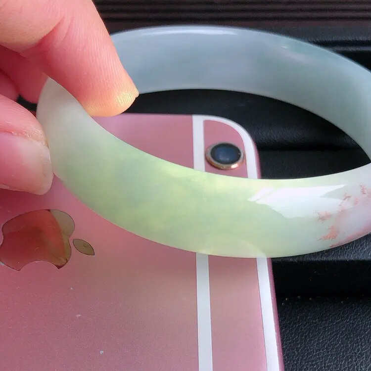 【圈口 60mm,天然缅甸老坑翡翠A货飘红翡宽边手镯 ,料子细腻柔洁,尺寸60/14/6mm ,重量53g。】图8