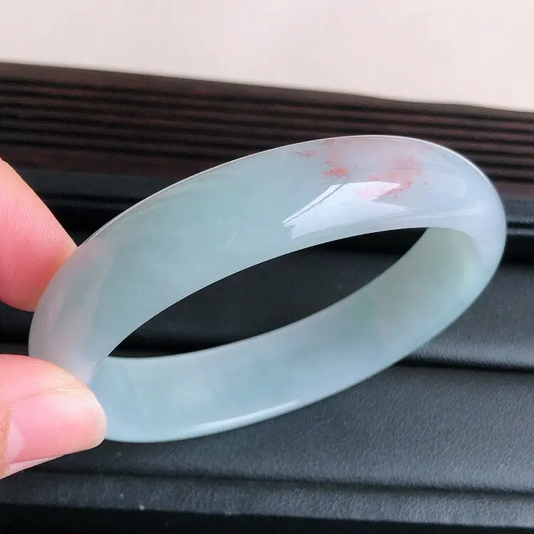 【圈口 60mm,天然缅甸老坑翡翠A货飘红翡宽边手镯 ,料子细腻柔洁,尺寸60/14/6mm ,重量53g。】图7