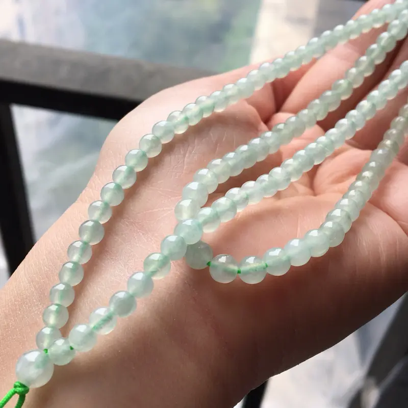 【缅甸翡翠A货晴水绿项链,也可以做手串,玉质细腻,大珠6.3mm,小珠4.5mm】图4