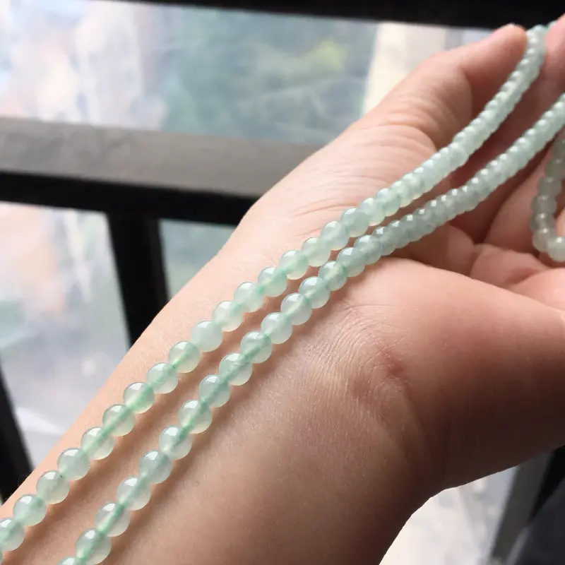 【缅甸翡翠A货晴水绿项链,也可以做手串,玉质细腻,大珠6.3mm,小珠4.5mm】图3