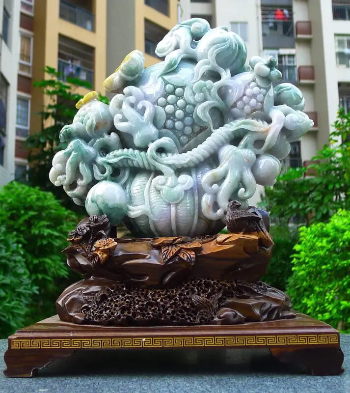 【大件花篮摆件 缅甸天然翡翠A货 精美水润 三彩 精美 花篮 福禄寿 多子多福 多子多福雕刻精美线条流畅种水好 搭配精美高档檀木底座 送礼佳品 尺寸 330.250.150裸石尺寸230.250.60裸石重量8.94斤 送礼佳品】图4