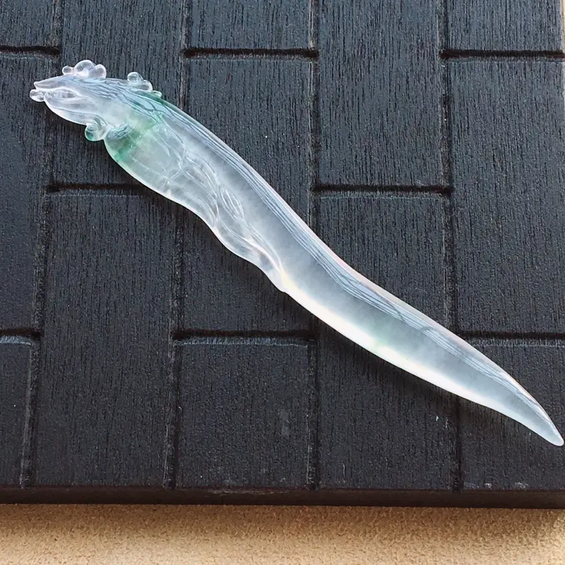 【自然光实拍,缅甸a货翡翠,冰种飘花发簪,种好通透,花色漂亮,精致迷人】图4