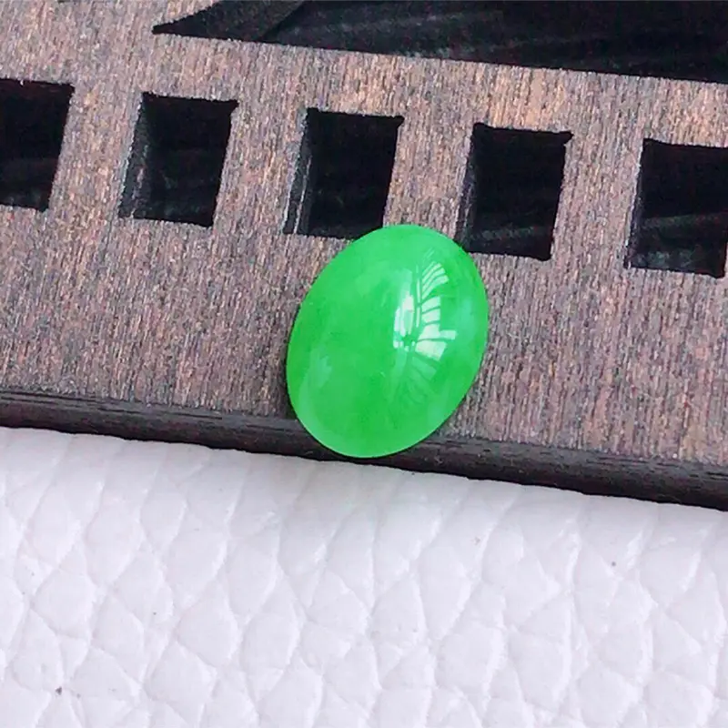 【z阳绿福气戒面可镶嵌,尺寸:9/6.6/3.7mm,天然翡翠A货】图2