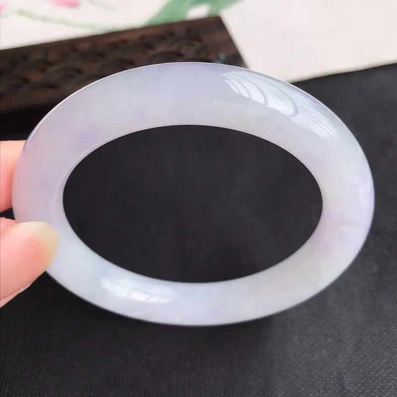 【圈口54mm..天然翡翠A货老坑糯化种紫罗兰圆条手镯,圈口:54.7×10.5mm,料子细腻,水头好,版型端庄】图4