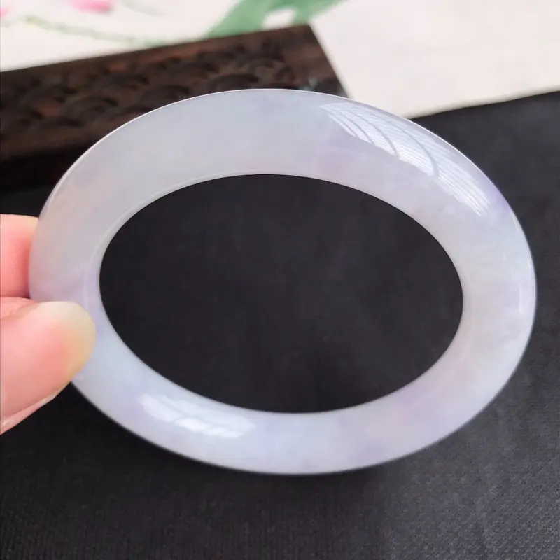 【圈口54mm..天然翡翠A货老坑糯化种紫罗兰圆条手镯,圈口:54.7×10.5mm,料子细腻,水头好,版型端庄】图6