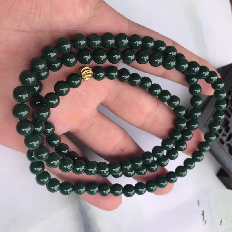 翡翠满色油润细腻圆珠玉链项链 毛衣链，直径7.3mm 108珠佛链 色泽鲜艳均匀，个别微纹
