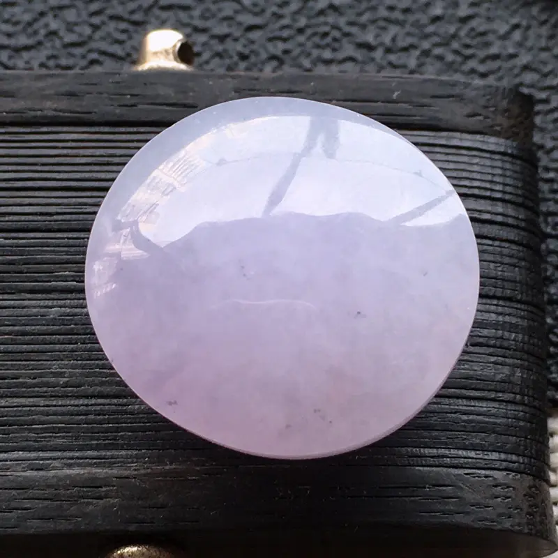 【精品翡翠蛋面,雕工精美,玉质莹润, 尺寸:玉:17.7*16.3*11.6MM,总质量:5.6g】图6