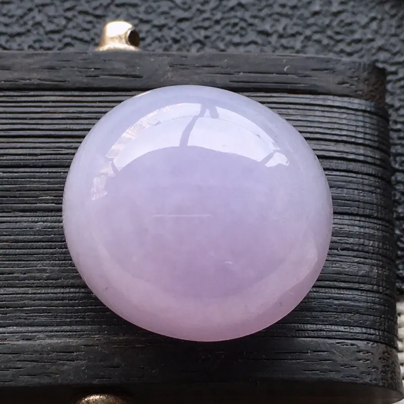【精品翡翠蛋面,雕工精美,玉质莹润, 尺寸:玉:17.7*16.3*11.6MM,总质量:5.6g】图4