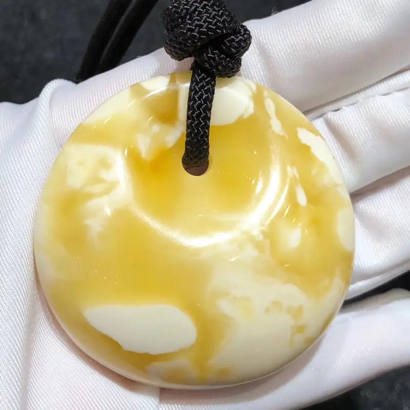 「收藏级俄料妖花金白蜜蜡公主扣吊坠」罕见双色金白蜡 公主扣器型