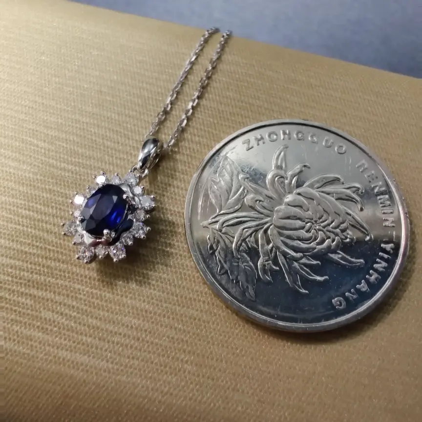 【【吊坠】18k金+蓝宝石+钻石 (不含链子)宝石颜色纯正
主石:0.63ct 货重:1.58g##**】图4