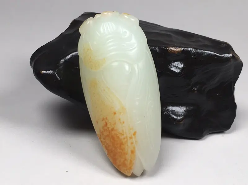 精品特藏【一鸣惊人】21克 新疆和田玉籽料,俏色巧雕,肉质白皙,料子