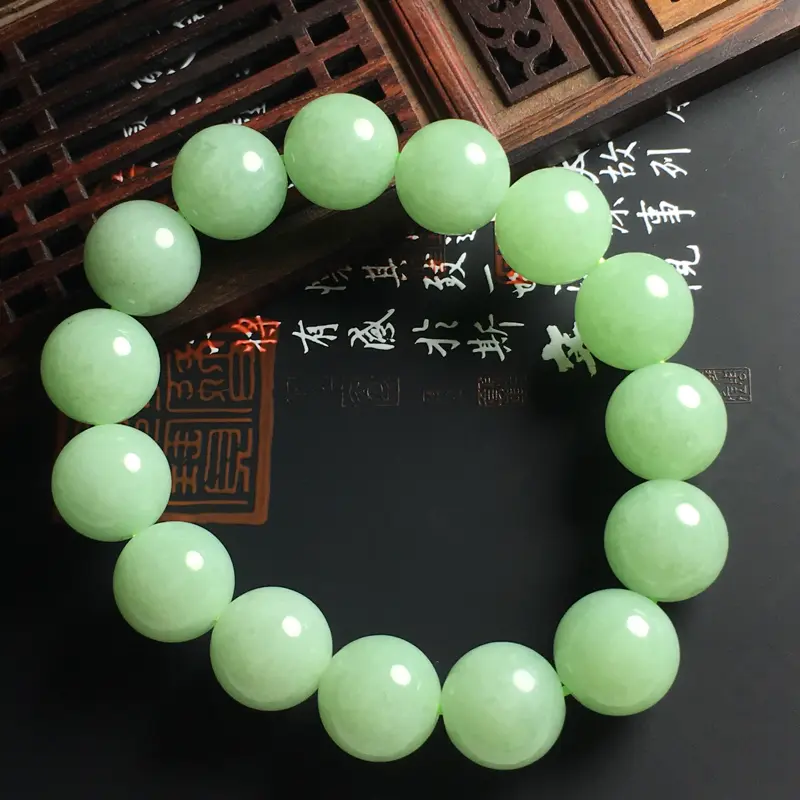 细糯种晴绿佛珠手串 佛珠尺寸14毫米 珠圆玉润 色彩亮丽