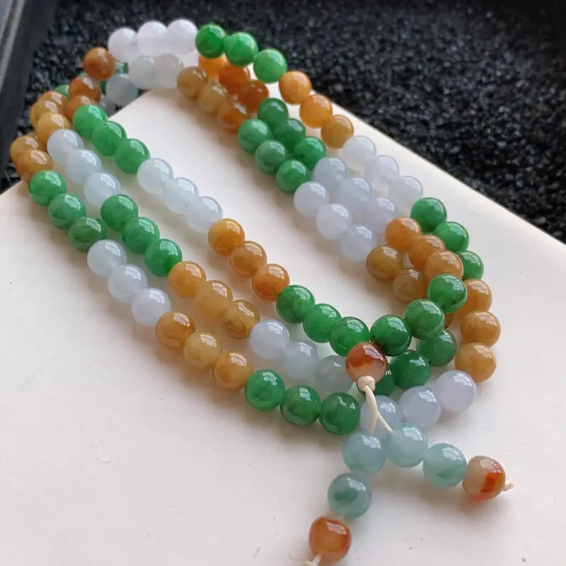 【🙏缅甸天然翡翠A货 108颗冰润三彩圆珠项链,克重65.37,尺寸:7,寓意峰回路转,圆圆满满,财富越聚越多,福气越大,质地细腻,圆润饱满,三彩颜色艳丽,颗颗精挑细选,完美度高,可当毛衣链,佩戴效果落落大方!性价比高!】图5
