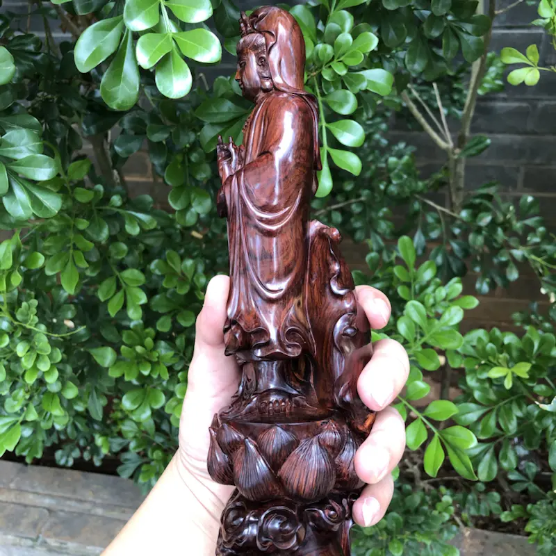 【海南黄花梨,紫油梨,(观音菩萨),雕工精赞,立体感美,线条美,纹理清晰,底色干净,色泽均匀,规格:高290mm,宽137mm,克重:643.9克,值得推荐!】图6