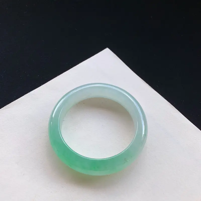 【精美冰糯甜绿正圈手镯,玉质莹润,品相清爽优雅,圈口55.4-14-9.7 完美 62945】图7
