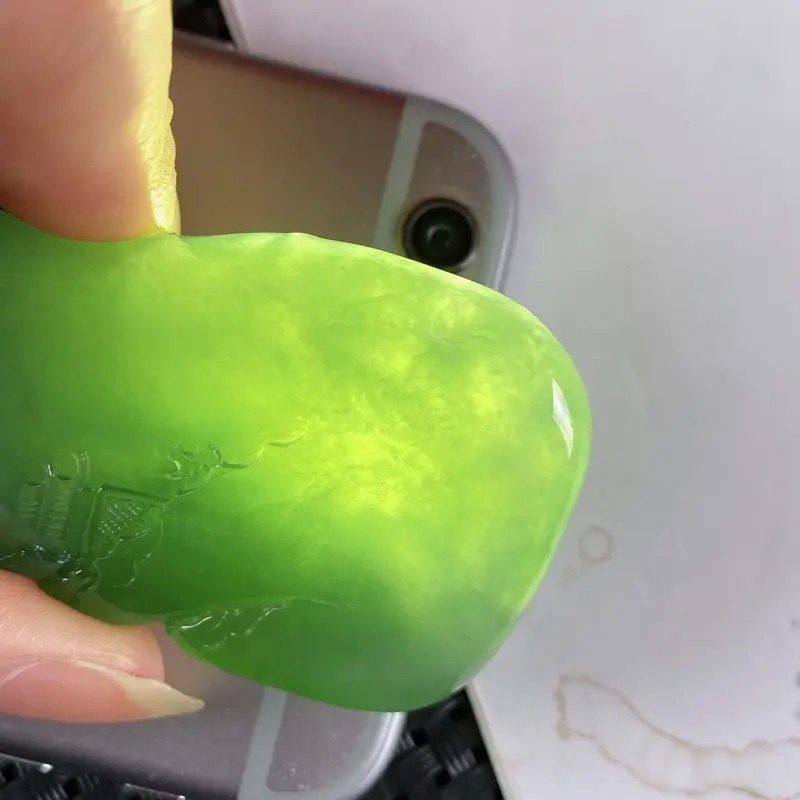 【A货翡翠-种好油绿山水观音菩萨吊坠,尺寸-72.1*36.3*13.4mm】图9