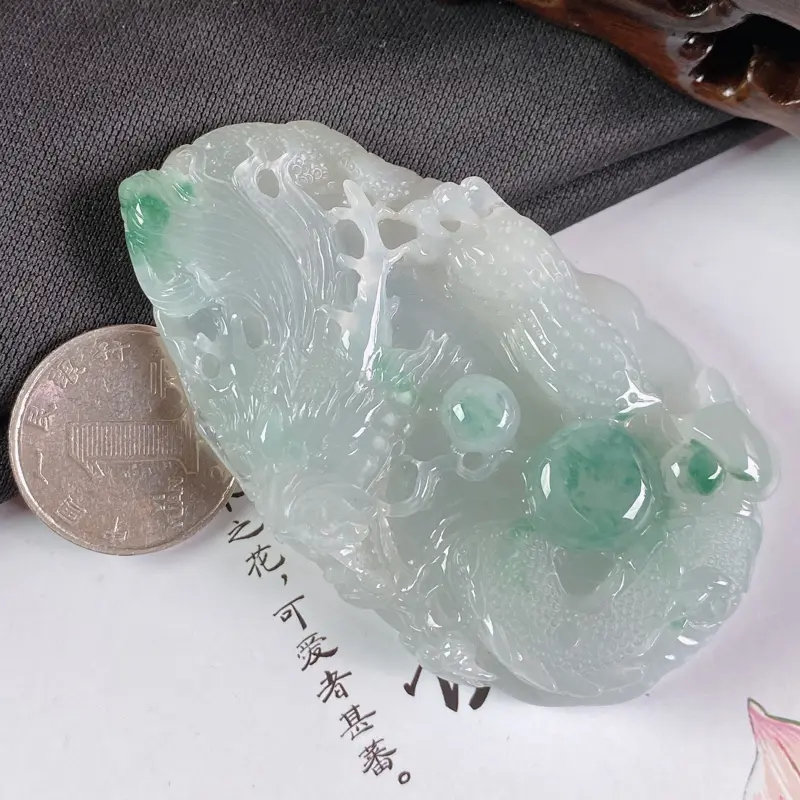 【A货翡翠-种好飘花游龙戏珠吊坠,尺寸-77.7*45.7*13mm】图7
