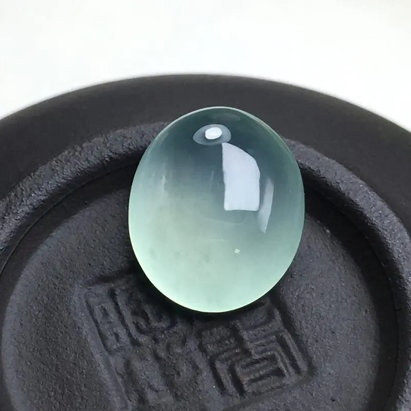 【❤️冰种蛋面裸石,种老水足,底子细腻,完美无裂,干净起光,大件饱满,可镶嵌成戒指。尺寸:12.7-10.6-5.2】图1