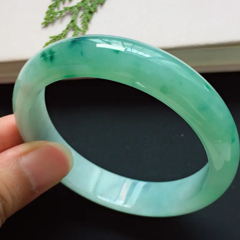 晴绿手镯,正圈57.