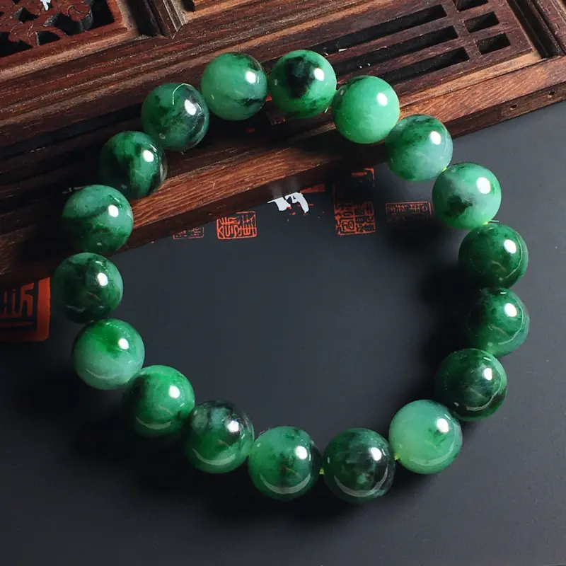 糯种深绿佛珠手串 18颗 直径10毫米 玉质细腻 色彩艳丽