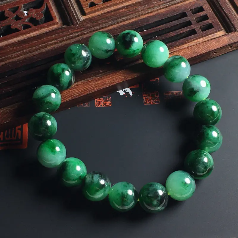 糯种深绿佛珠手串 18颗 直径10毫米 玉质细腻 色彩艳丽