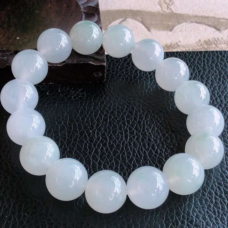 天然缅甸老坑翡翠A货白冰圆珠子手链，料子细腻，尺寸12.5mm，重量61.70g