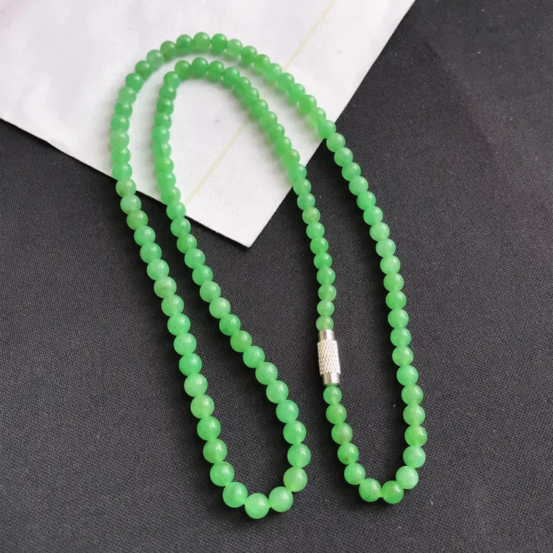 mb203翡翠A货满绿福气项链，尺寸4.1mm，扣头是装饰品