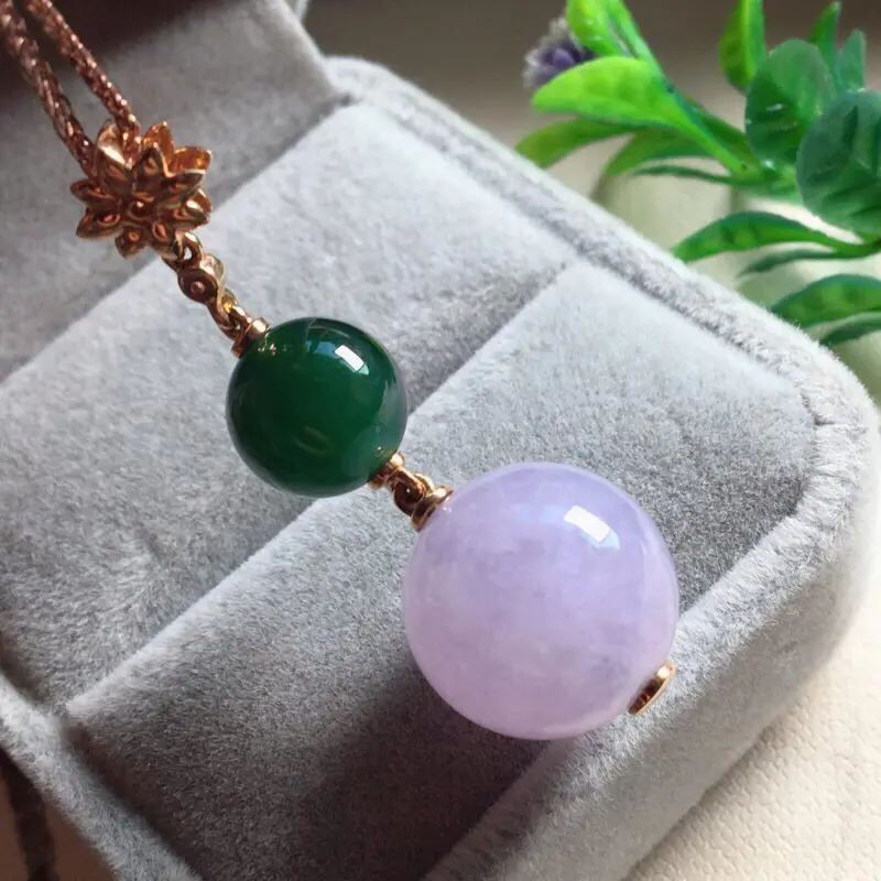 【红翡绿翠紫为贵,好漂亮的淡粉紫圆珠项坠,时来运转,财源滚滚,18K金伴钻镶嵌,尺寸41.9*14.2*9.6mm,耐看,送礼或自留佳选,值得拥有】图5