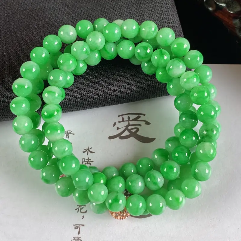 A货翡翠-种好满绿圆珠项链，尺寸-6.5mm。