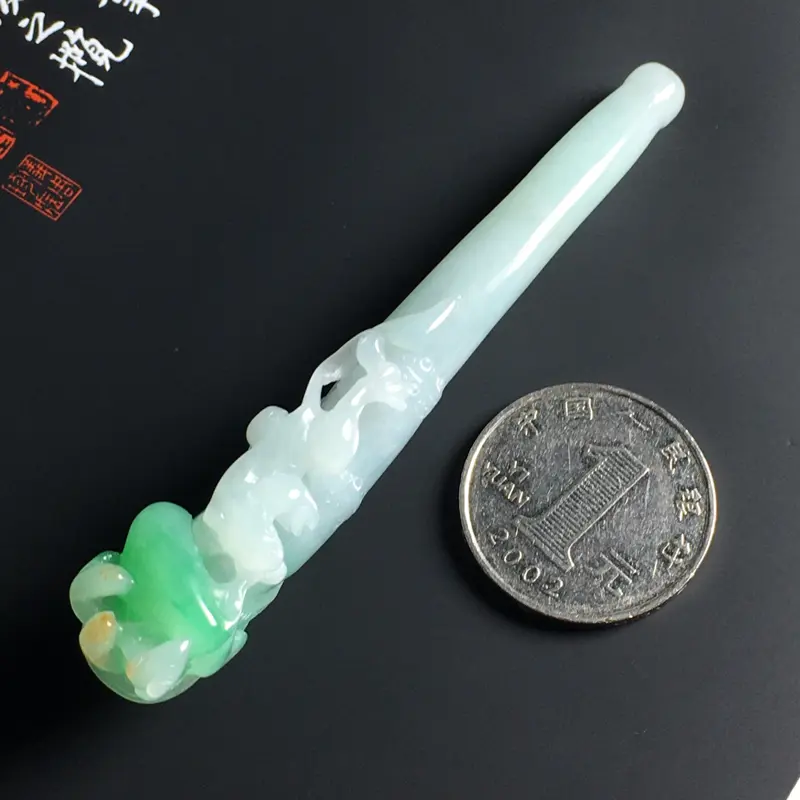 糯化种飘绿生意兴隆烟嘴 尺寸86-10-16毫米 水润通透 雕工精致