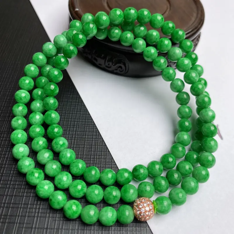 A货翡翠-种好满绿圆珠项链，尺寸-其一圆珠直径6.3mm