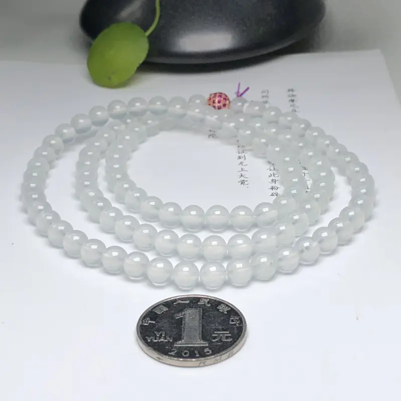 冰种翡翠珠链项链、108颗、直径6.6毫米、质地细腻、冰透荧光、隔珠是装饰品、ADA031D45