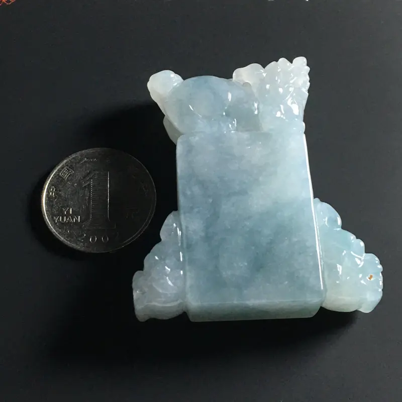 糯化种蓝晴貔貅印章 尺寸56-49-13.5毫米 水润细腻 细腻起胶 雕工精致