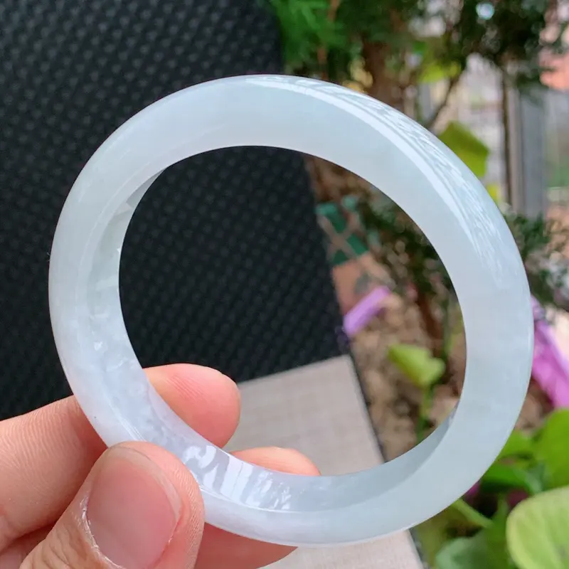 【细腻手镯、圈口:56.5mm,A货翡翠冰润细腻宽边手镯、编号0122wx】图7