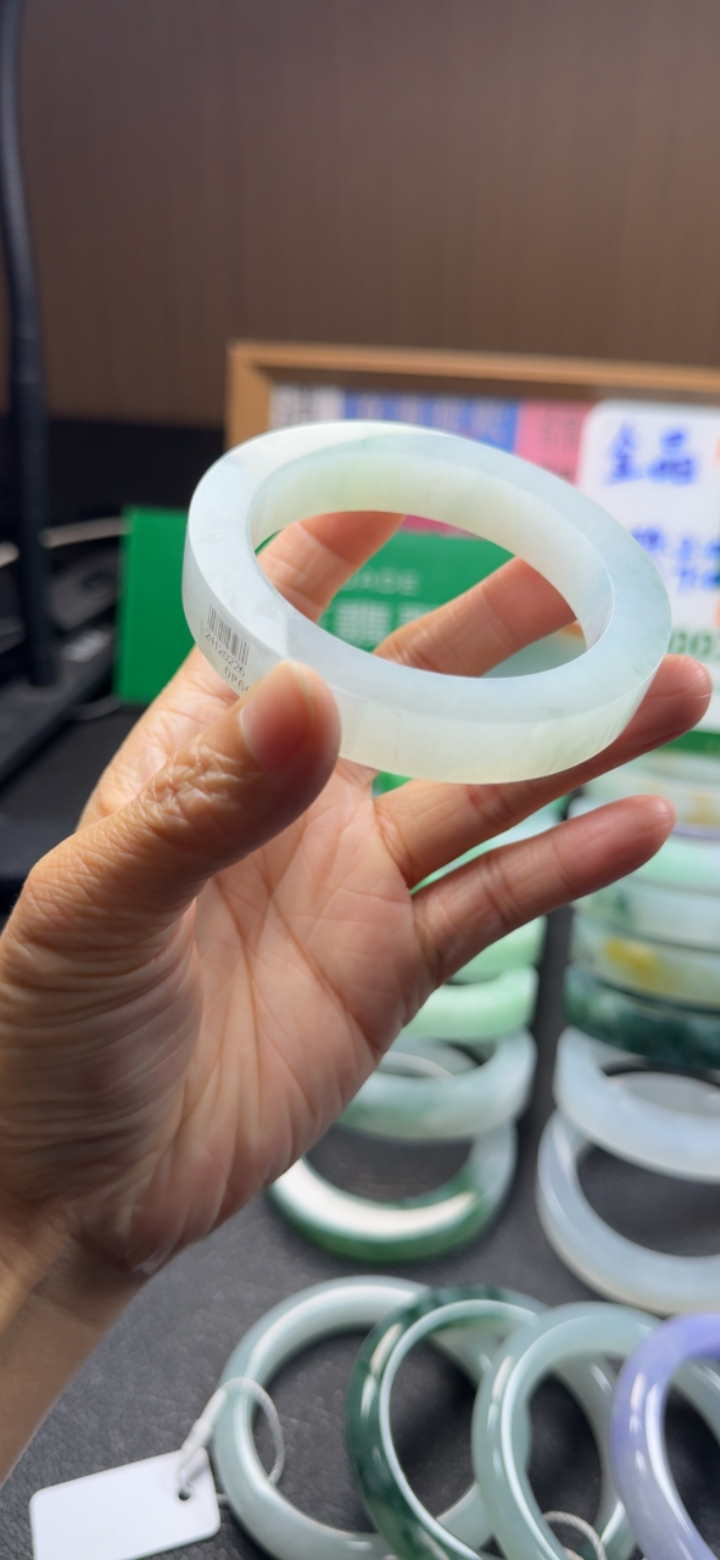 精品翡翠手镯定制