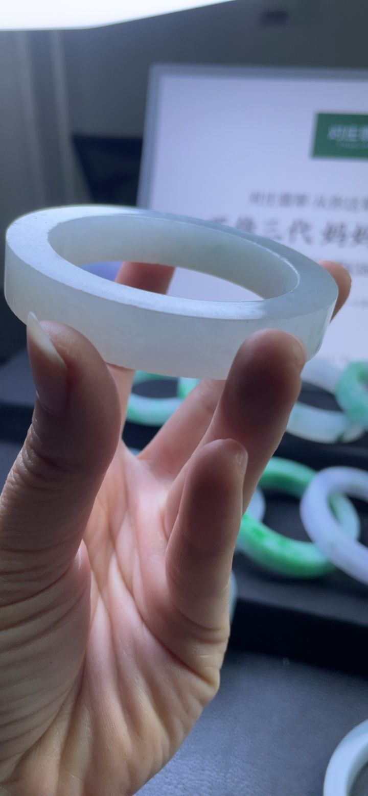 对庄翡翠官方直播精品手镯