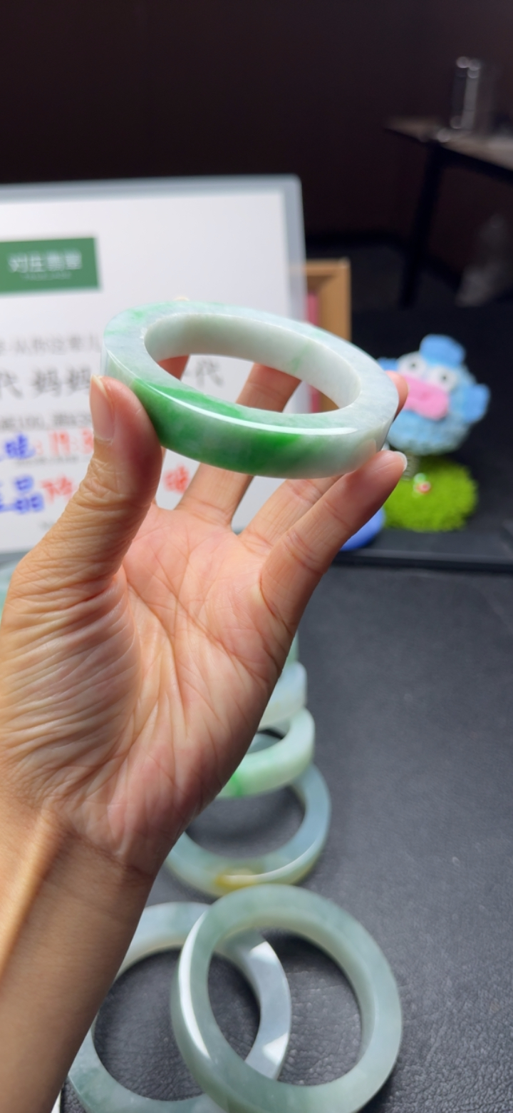 对庄精品翡翠手镯手镯