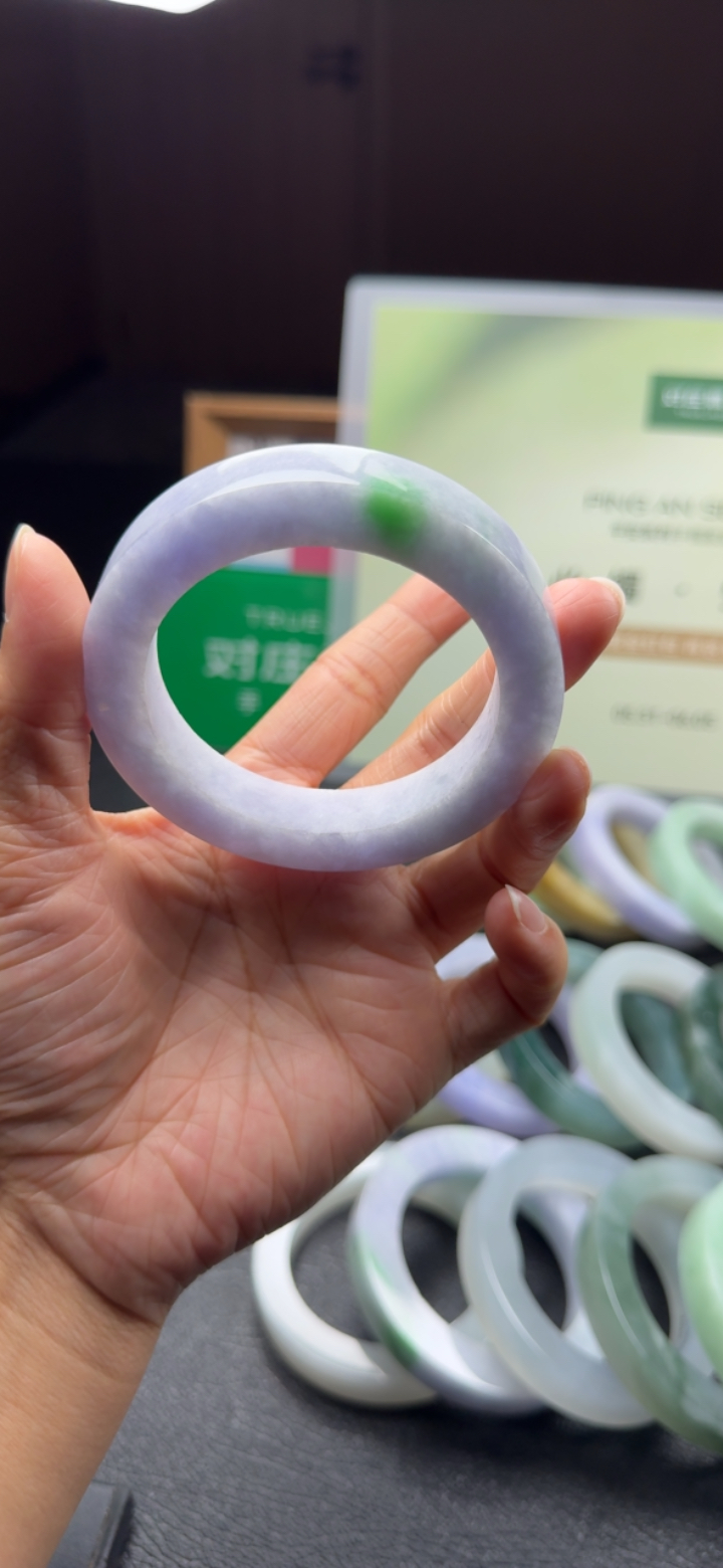 糯化种春带彩手镯